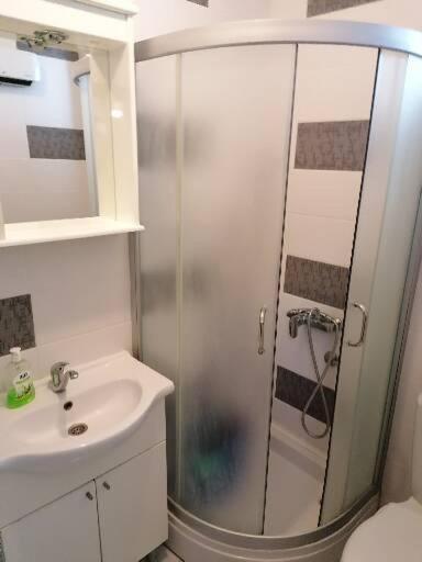 Apartments Iris Apartman *